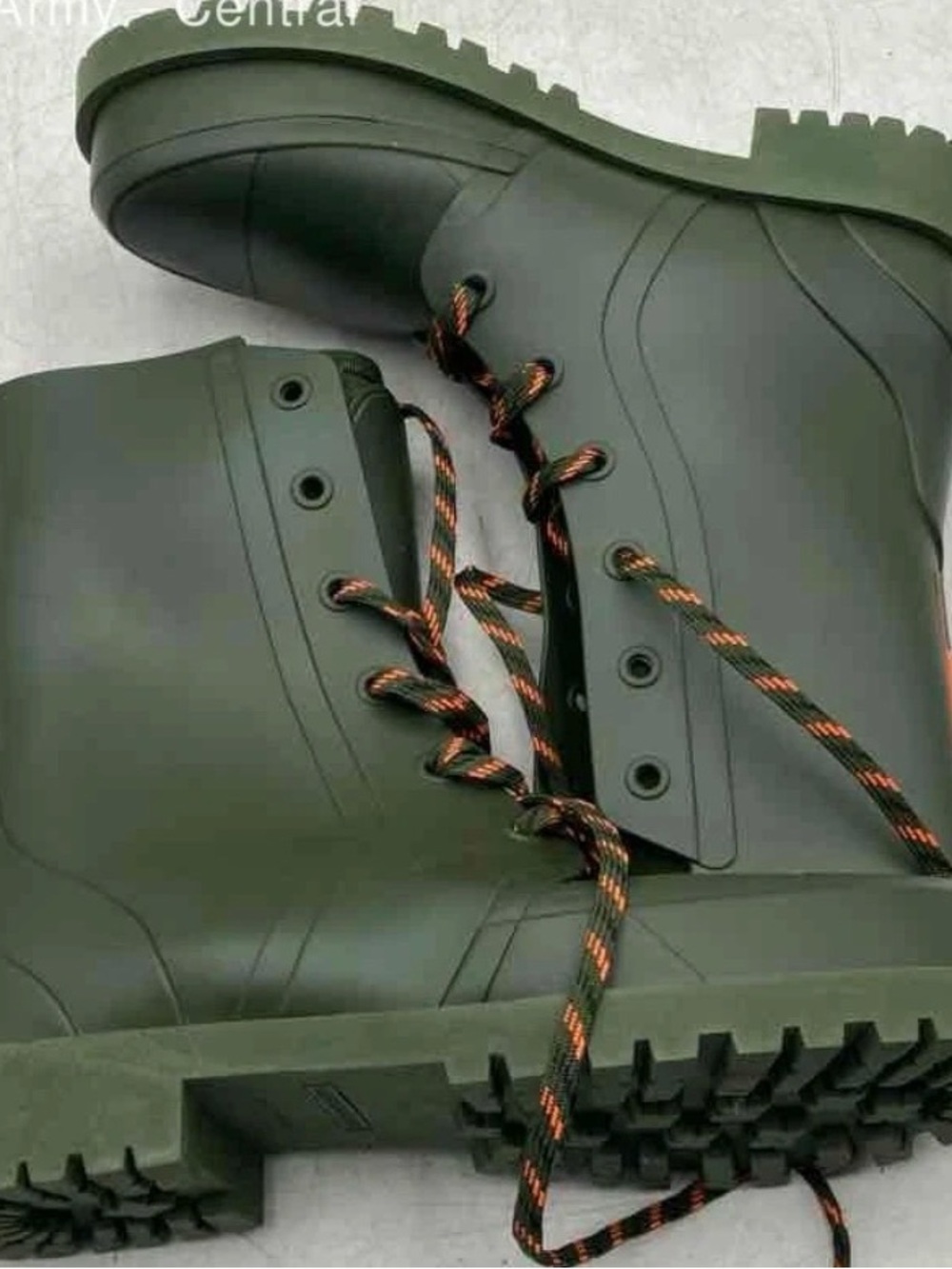Bernardo Womens Green Rubber Round Toe Lace Up Ankle Rain Boots Size US 8 new